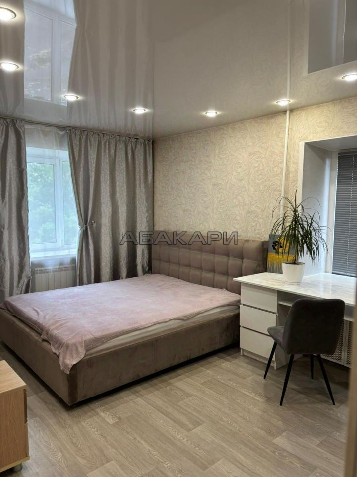 1-комнатная Высотная улица, 25  за 25000 руб/мес фото 1
