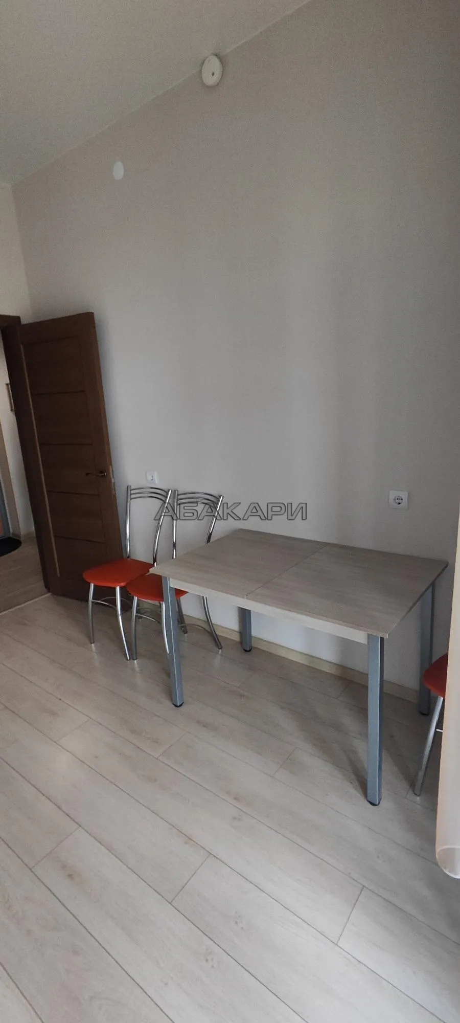 1-комнатная улица Авиаторов, 21  за 35000 руб/мес фото 5