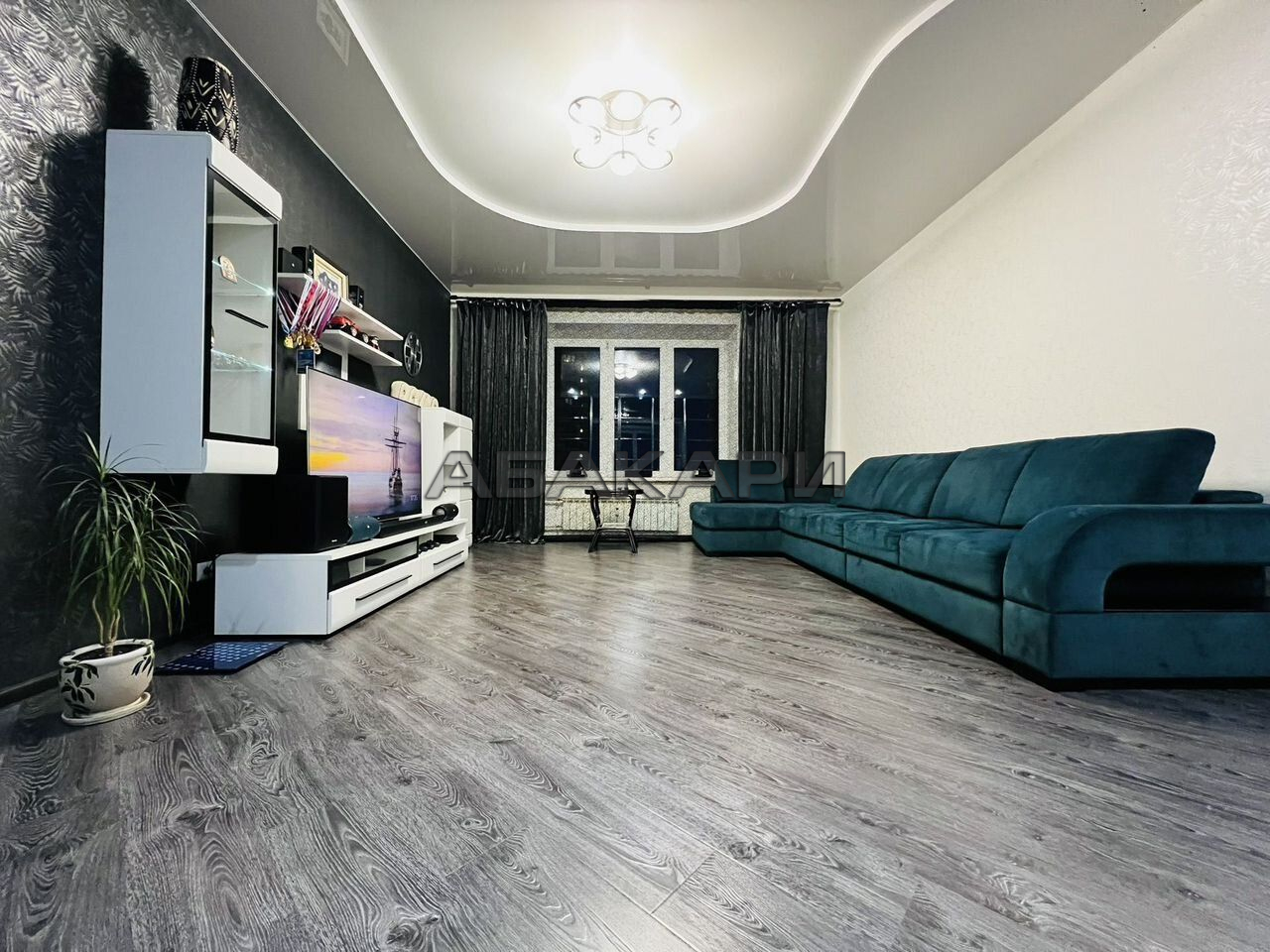 3-комнатная Навигационная улица, 7  за 75000 руб/мес фото 2