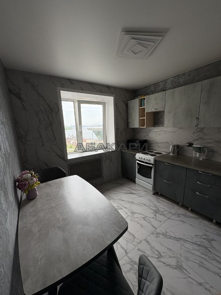 2-комнатная улица Дубровинского, 50  за 55000 руб/мес фото 1