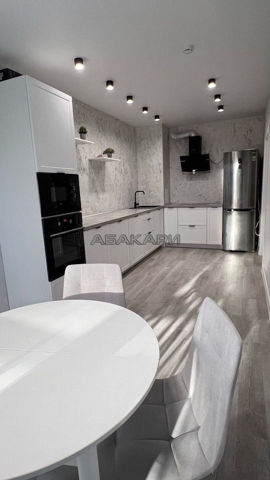 2-комнатная улица Авиаторов, 26  за 59000 руб/мес фото 1