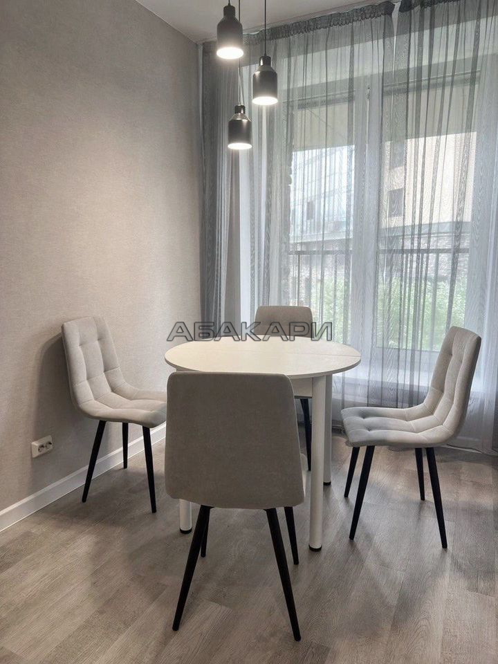 2-комнатная улица Авиаторов, 26  за 59000 руб/мес фото 3