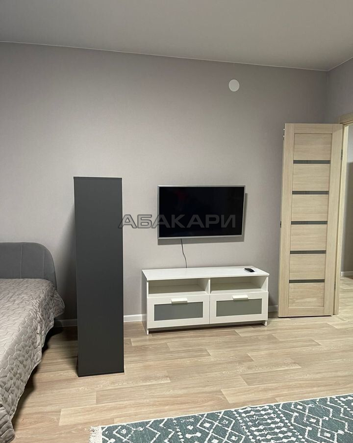 1-комнатная улица Авиаторов, 47  за 37000 руб/мес фото 13