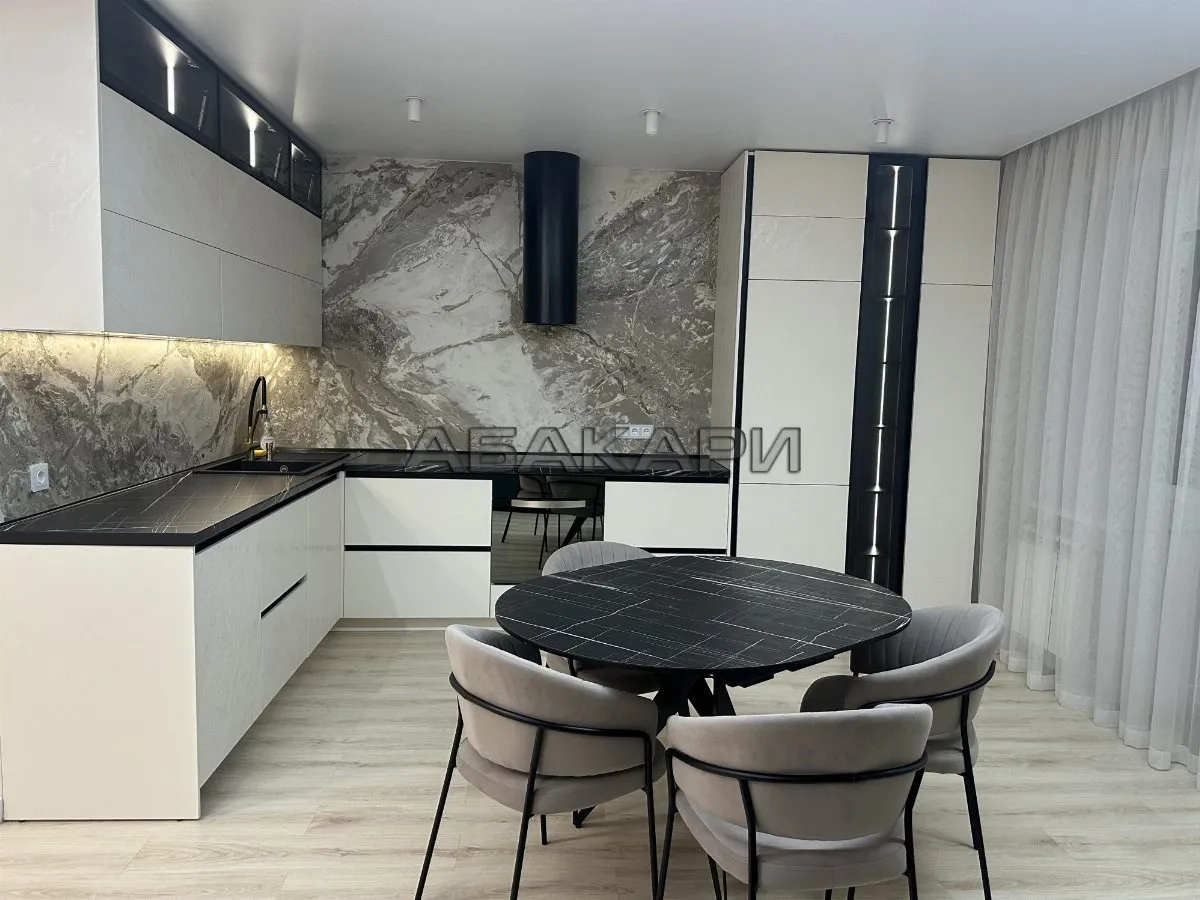 3-комнатная Южная набережная, 14  за 90000 руб/мес фото 2