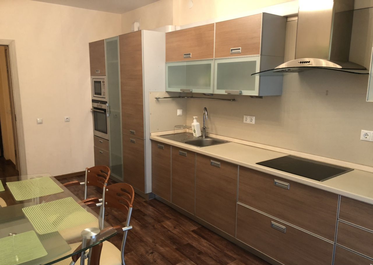 2-комнатная Парусная улица, 8  за 50000 руб/мес фото 2