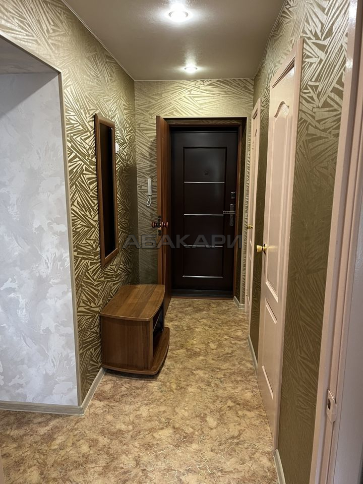 2-комнатная улица Анатолия Гладкова, 18  за 30000 руб/мес фото 1
