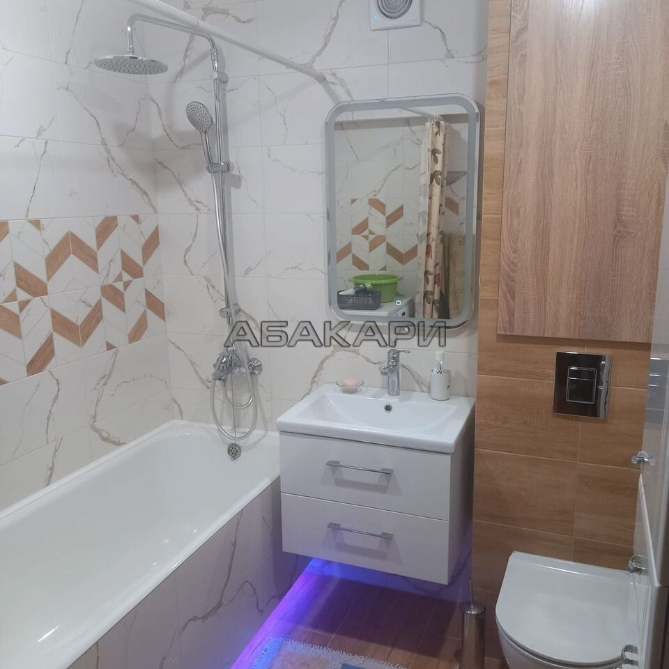 3-комнатная Московская улица, 24  за 45000 руб/мес фото 7