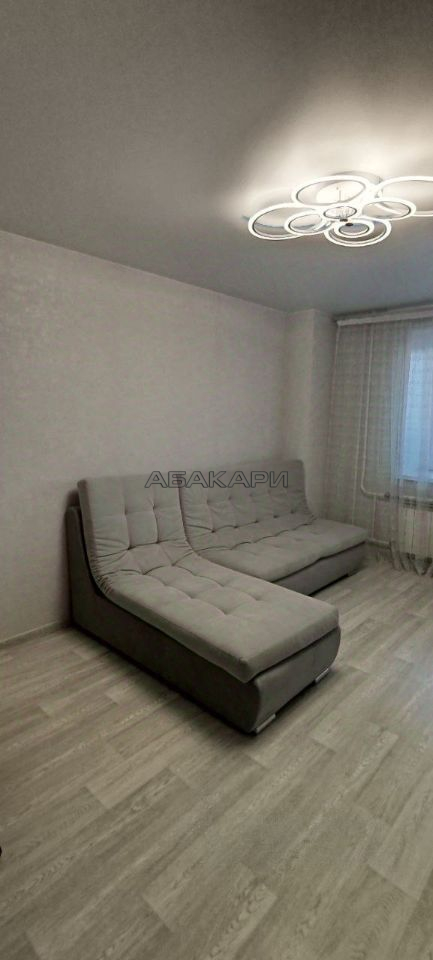 1-комнатная улица Шахтёров, 8  за 30000 руб/мес фото 2