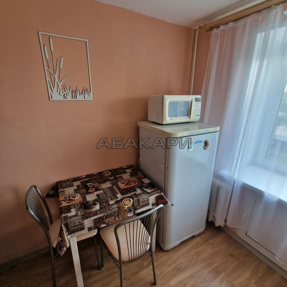 1-комнатная улица Бограда, 108  за 37000 руб/мес фото 3