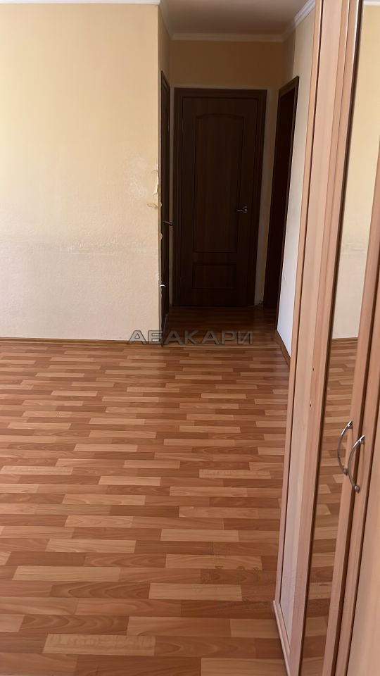 3-комнатная улица Кирова, 10  за 40000 руб/мес фото 4