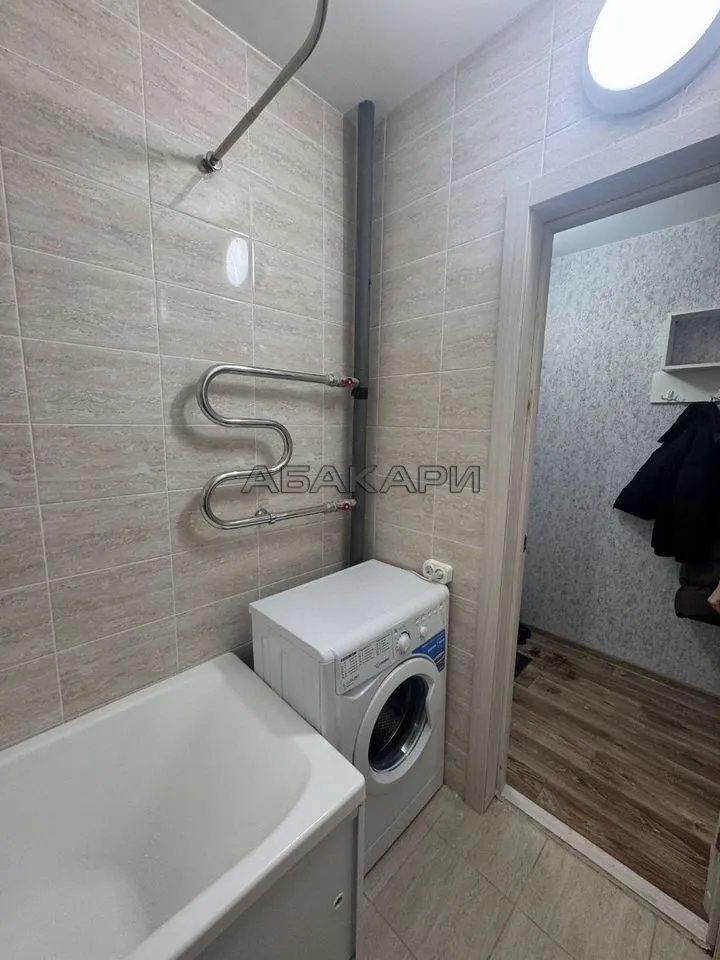3-комнатная улица Дубровинского, 110В  за 45000 руб/мес фото 9