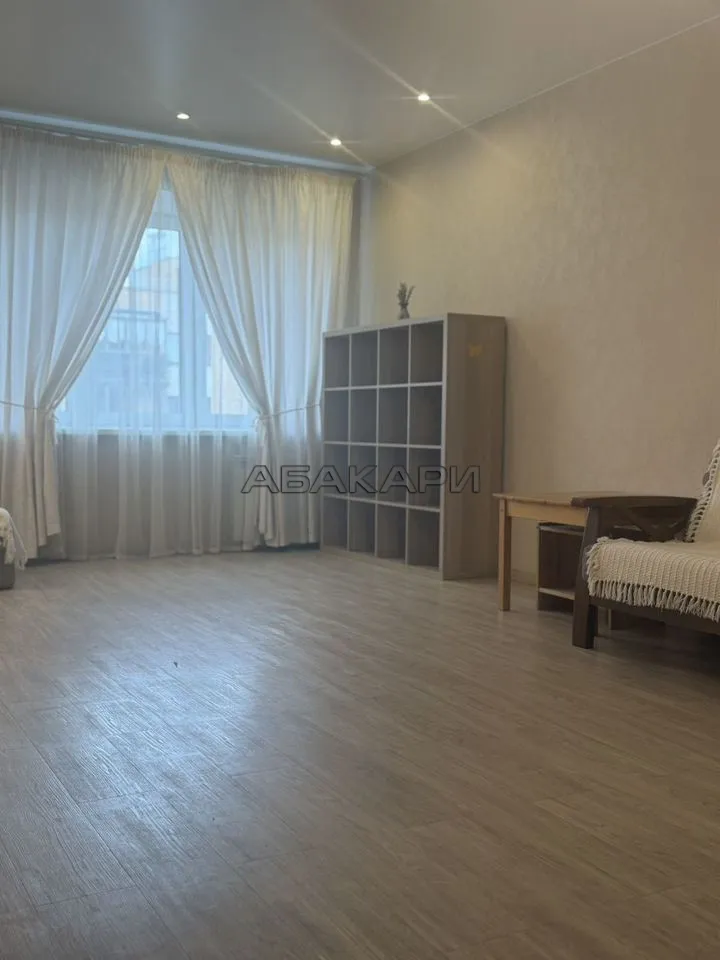 3-комнатная Навигационная улица, 5  за 70000 руб/мес фото 6