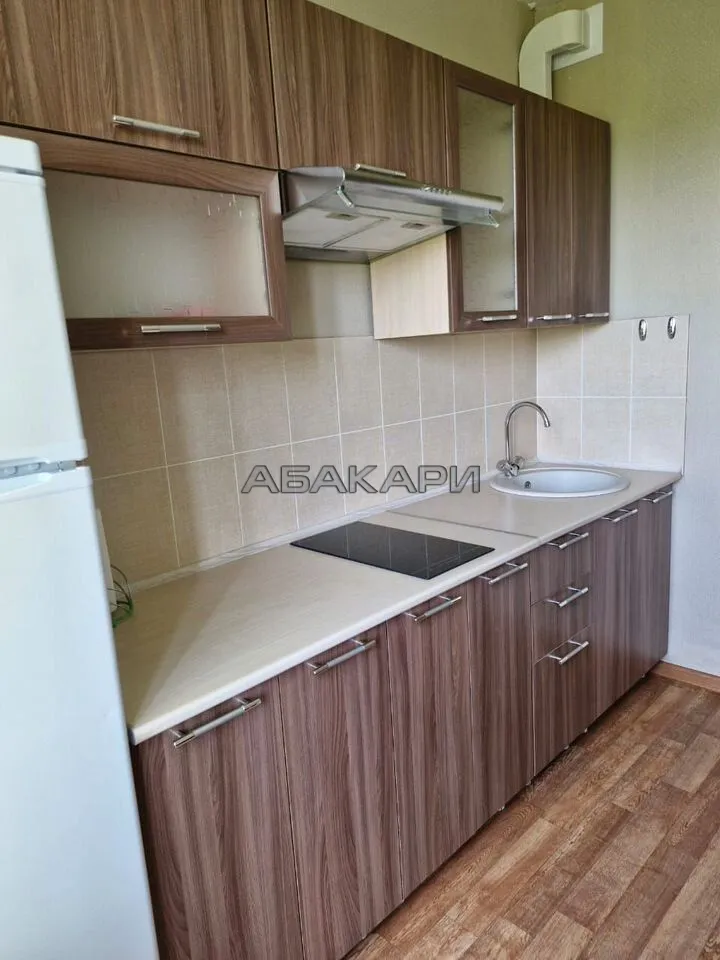 1-комнатная Пихтовая улица, 57  за 35000 руб/мес фото 1