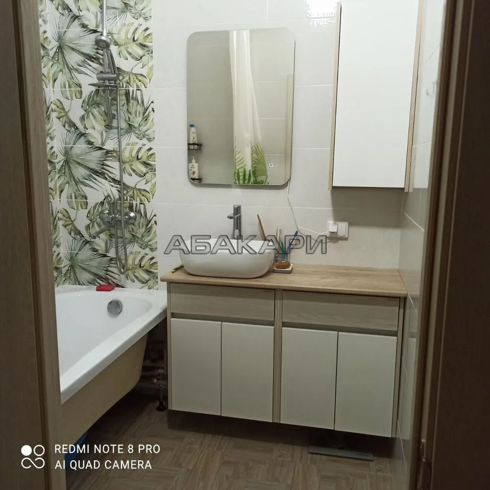 3-комнатная улица Петра Ломако, 1  за 45000 руб/мес фото 3