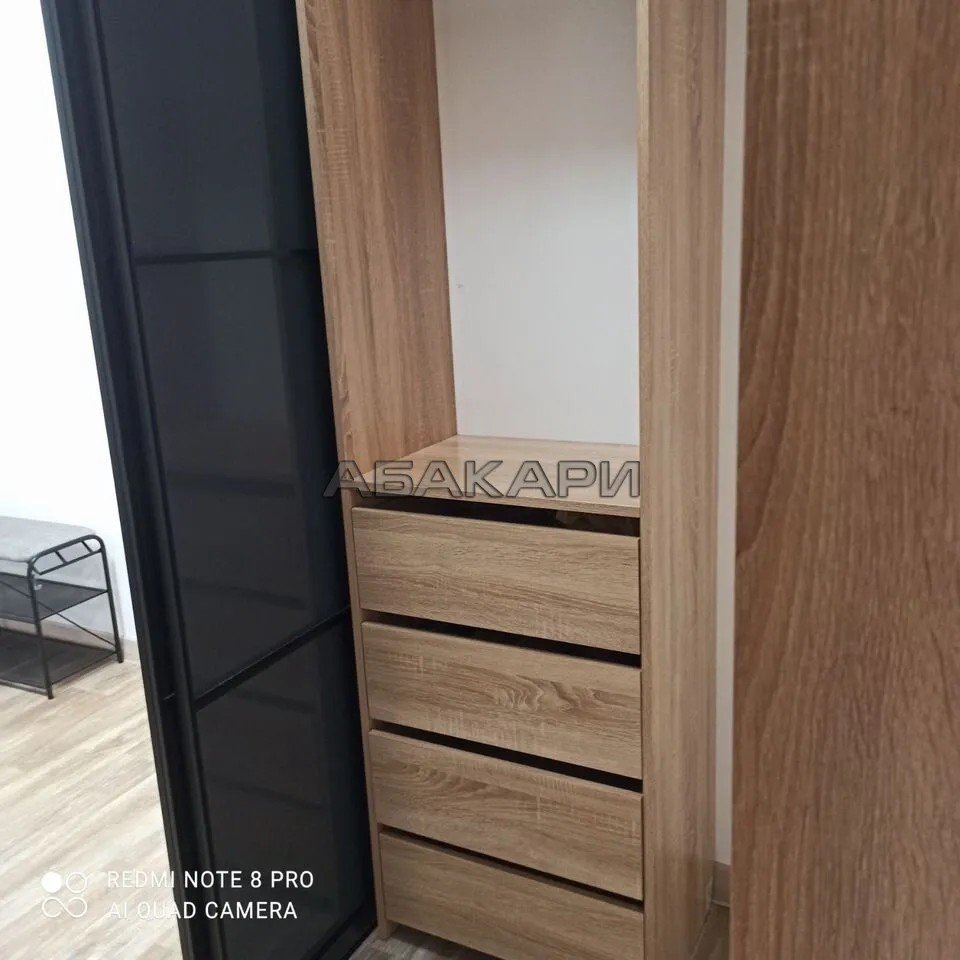 3-комнатная улица Петра Ломако, 1  за 45000 руб/мес фото 9
