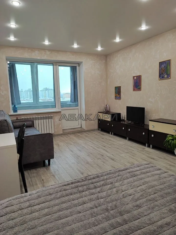 1-комнатная проспект имени Газеты Красноярский Рабочий, 165Г  за 35000 руб/мес фото 4