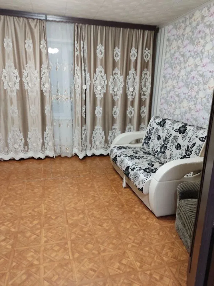 2-комнатная улица Щорса, 69  за 30000 руб/мес фото 3