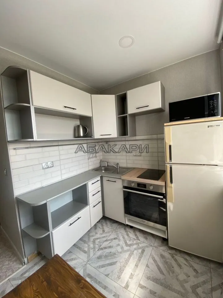 1-комнатная улица Робеспьера, 30  за 40000 руб/мес фото 5