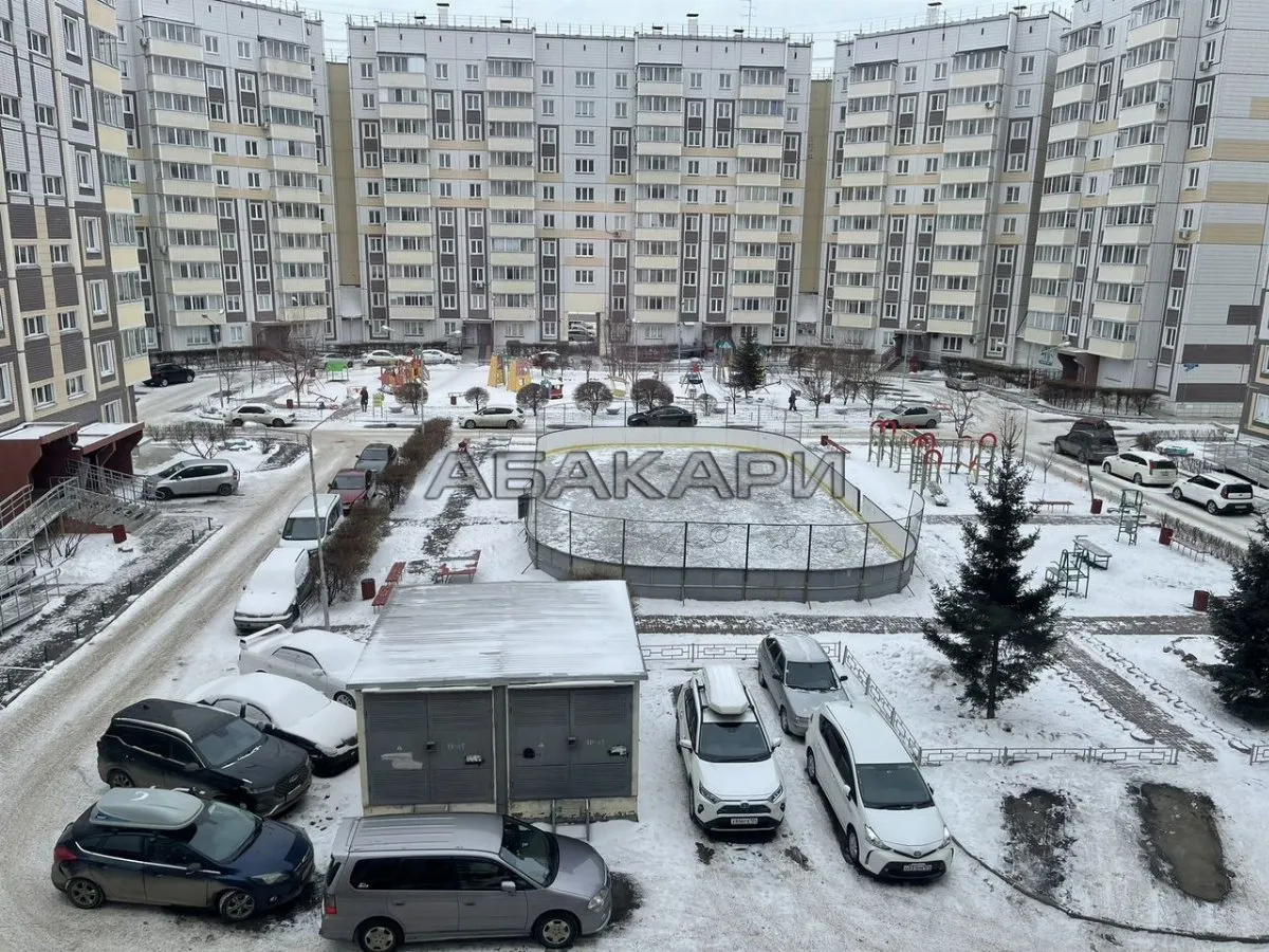 3-комнатная улица Урванцева, 17  за 60500 руб/мес фото 11