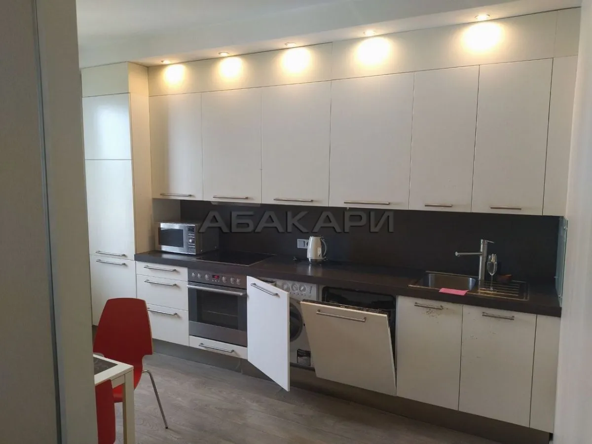 3-комнатная улица Академика Киренского, 2И  за 55000 руб/мес фото 1