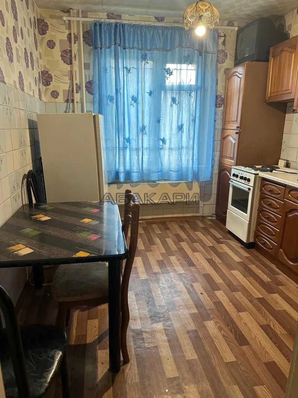 2-комнатная улица Вейнбаума, 38/31  за 35000 руб/мес фото 1