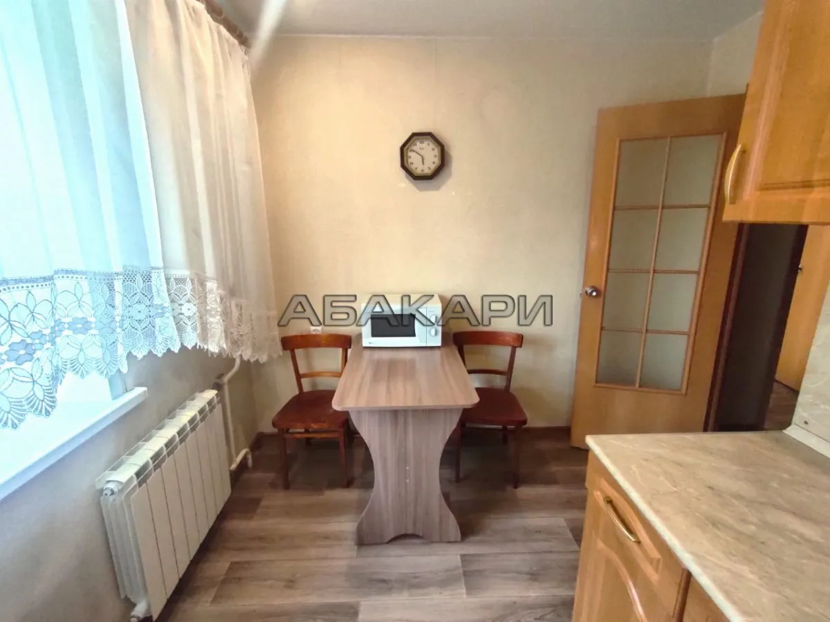 1-комнатная улица Красной Армии, 28  за 35000 руб/мес фото 3