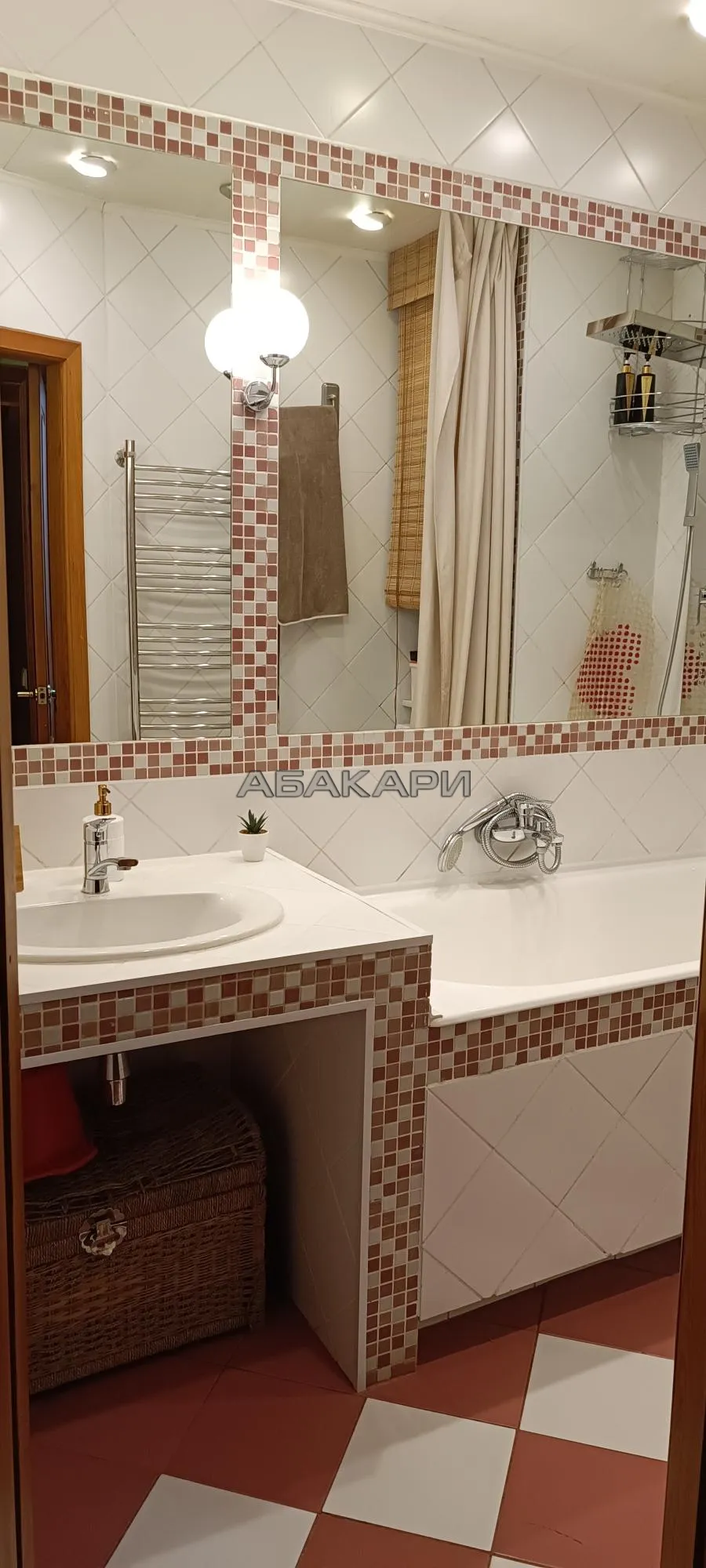4-комнатная улица 8 Марта, 20  за 55000 руб/мес фото 17