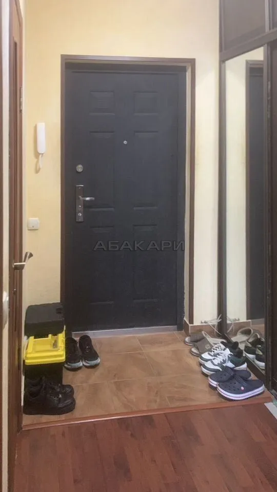 1-комнатная улица Авиаторов, 23  за 35000 руб/мес фото 7