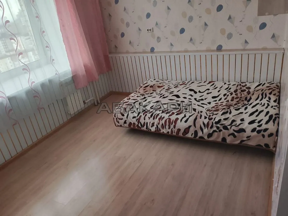 3-комнатная Линейная улица, 122  за 40000 руб/мес фото 7