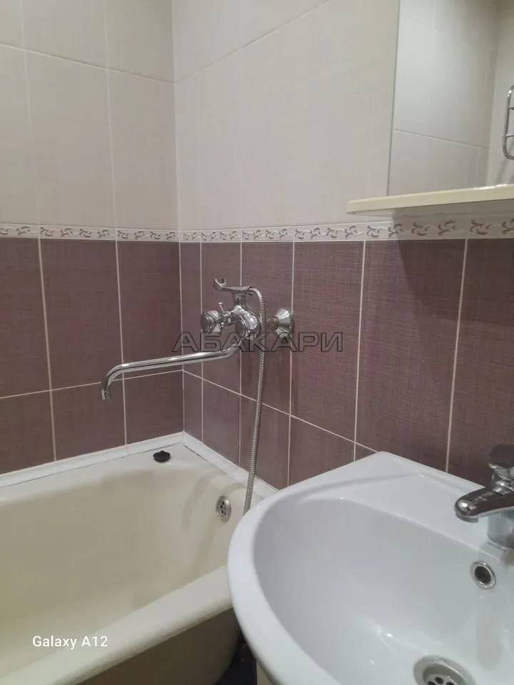 1-комнатная Свердловская улица, 115  за 27000 руб/мес фото 9
