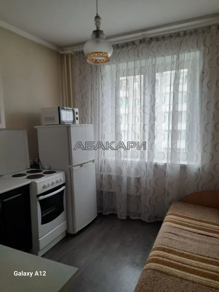 1-комнатная Свердловская улица, 115  за 27000 руб/мес фото 1