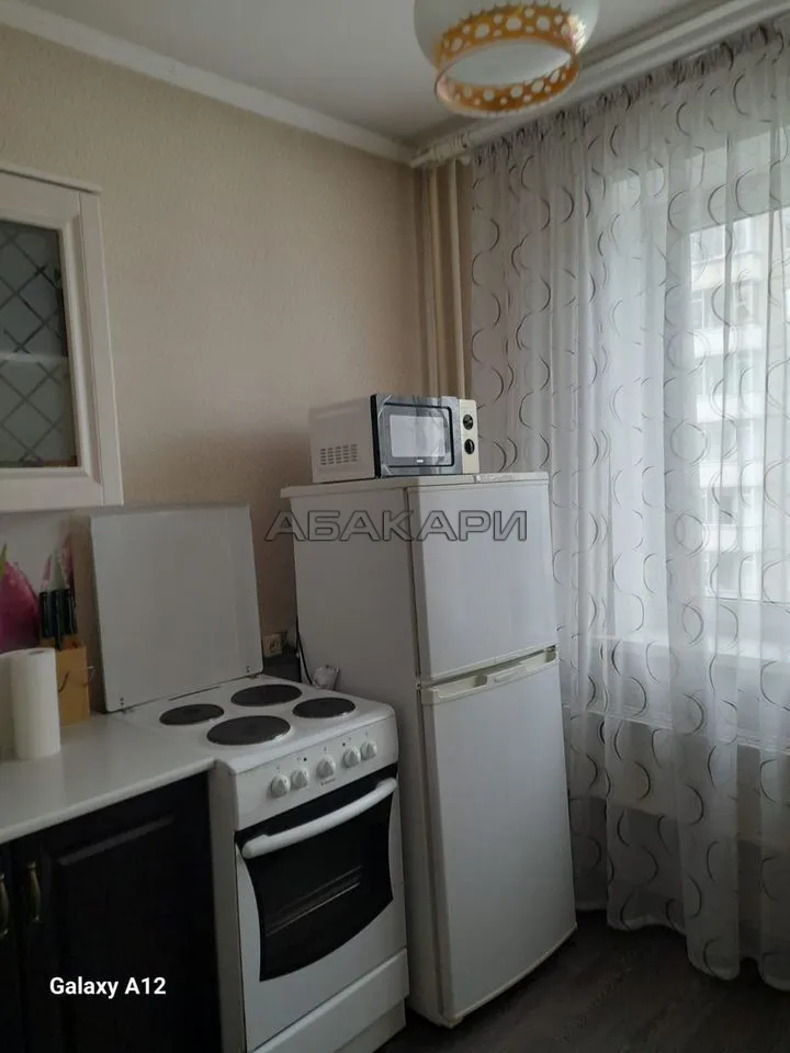 1-комнатная Свердловская улица, 115  за 27000 руб/мес фото 2