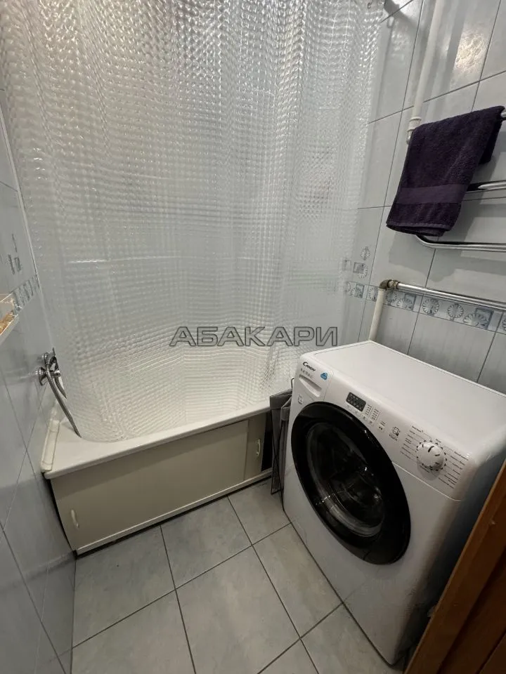 3-комнатная улица Республики, 44  за 45000 руб/мес фото 19