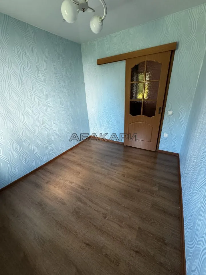 3-комнатная улица Республики, 44  за 45000 руб/мес фото 14