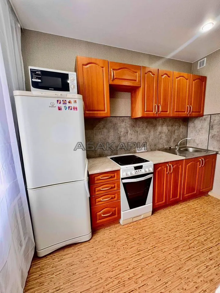 2-комнатная улица Батурина, 5  за 40000 руб/мес фото 9