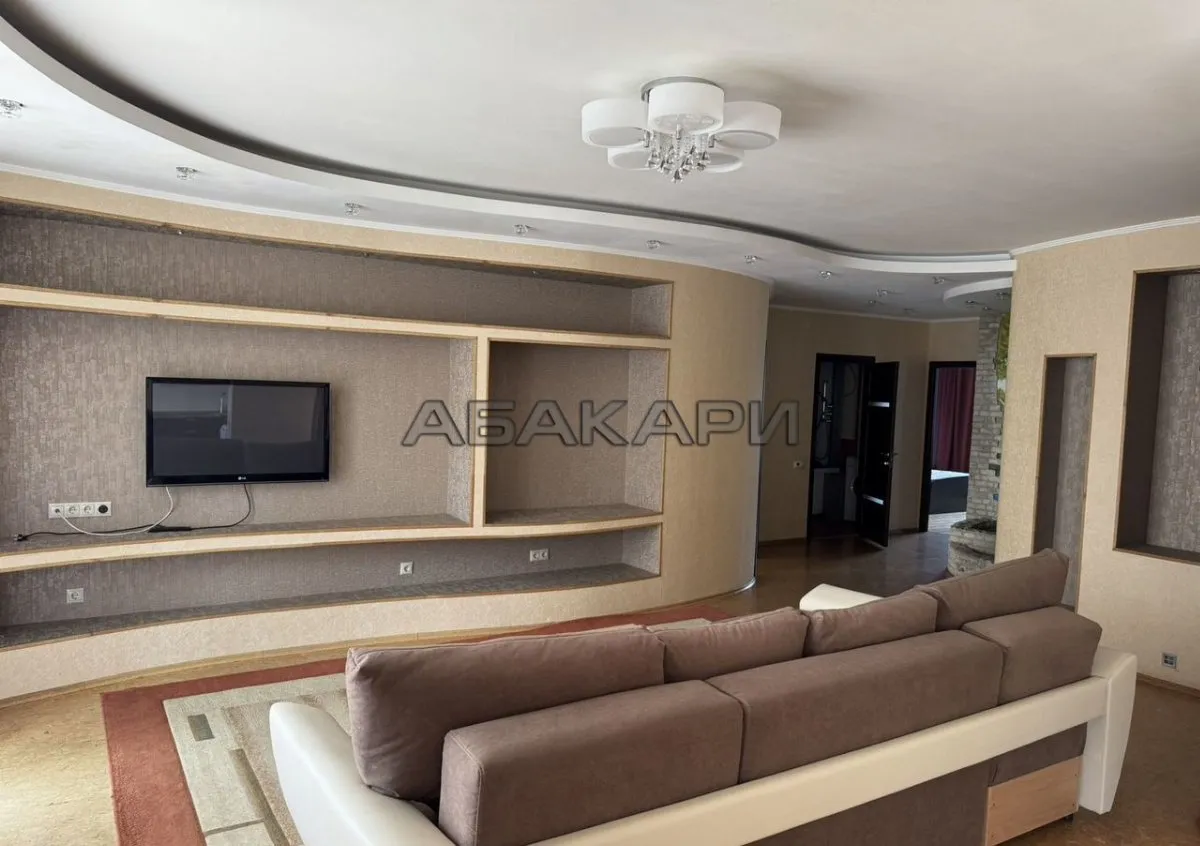 3-комнатная улица Молокова, 1к3  за 70000 руб/мес фото 2