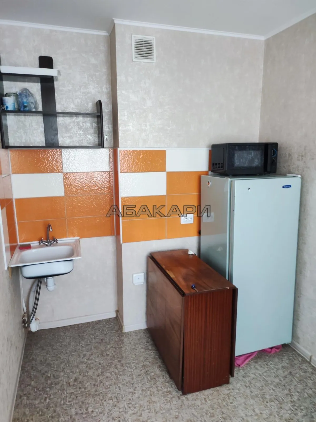 студия улица Лесников, 27  за 27000 руб/мес фото 1