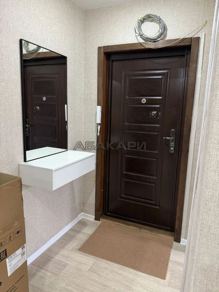 3-комнатная улица Урванцева, 14  за 45000 руб/мес фото 4