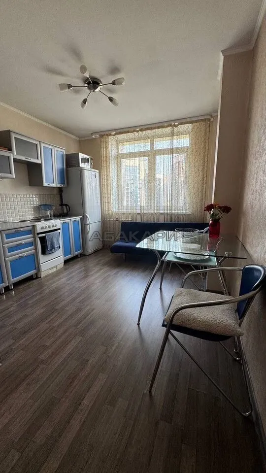 2-комнатная улица Молокова, 16  за 35000 руб/мес фото 2