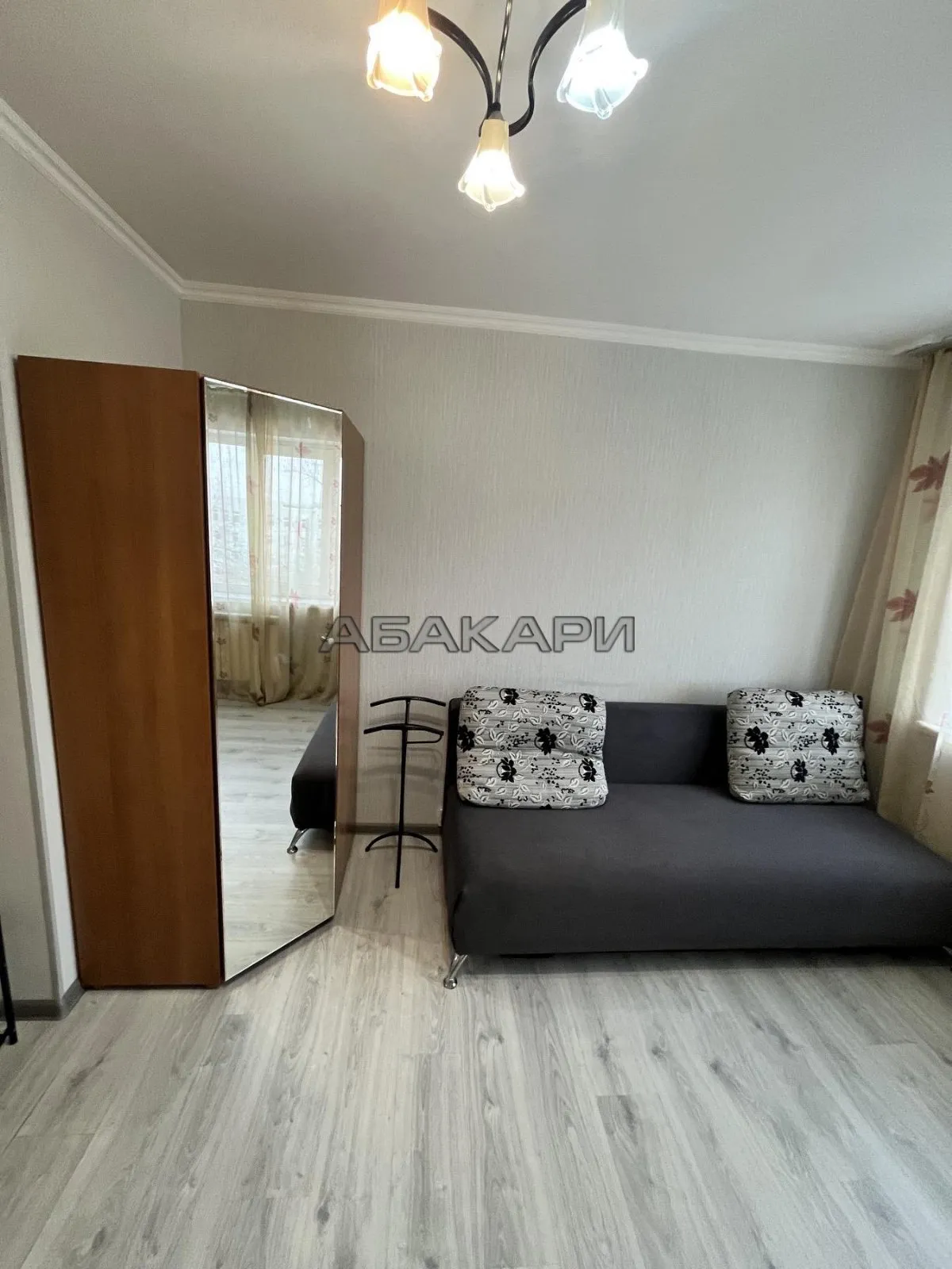 студия улица Александра Матросова, 26  за 20000 руб/мес фото 2