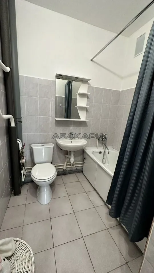 1-комнатная улица Батурина, 30к2  за 40000 руб/мес фото 8