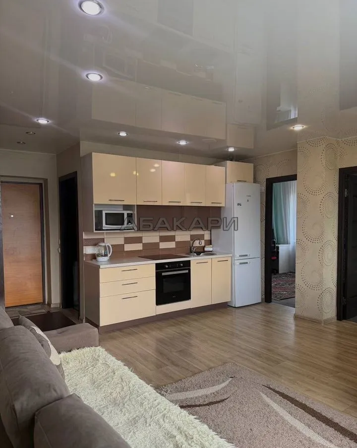 3-комнатная улица Калинина, 18  за 46000 руб/мес фото 1