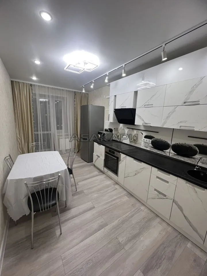 2-комнатная улица 78-й Добровольческой Бригады, 26  за 55000 руб/мес фото 1