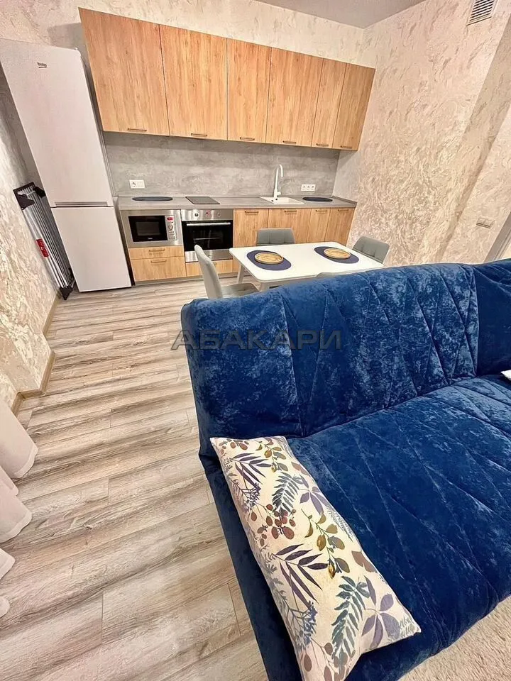 2-комнатная улица Гусарова, 78  за 45000 руб/мес фото 2