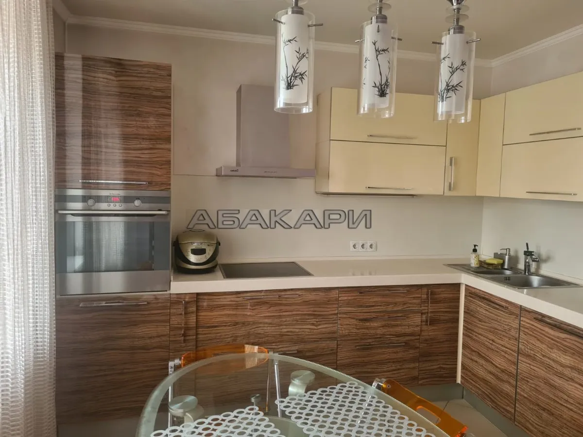 3-комнатная улица Алексеева, 29  за 56000 руб/мес фото 1