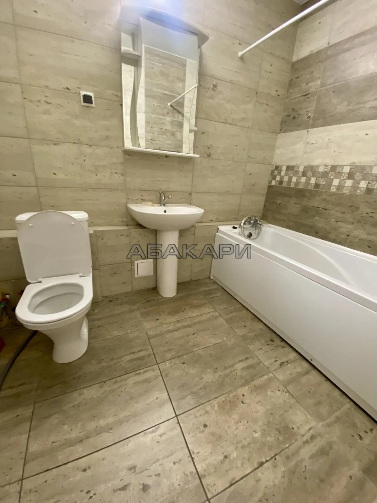 1-комнатная улица Петра Ломако, 14  за 39000 руб/мес фото 4
