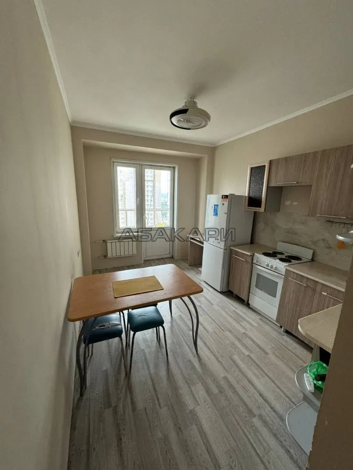 1-комнатная улица Шахтёров, 44  за 35000 руб/мес фото 2