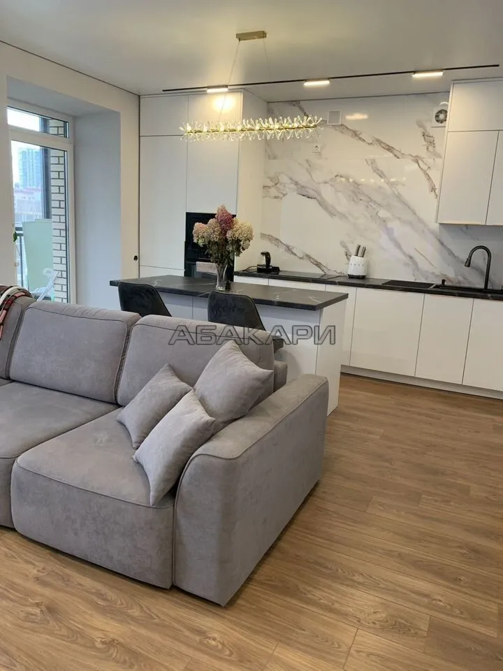 2-комнатная улица Авиаторов, 34  за 80000 руб/мес фото 2