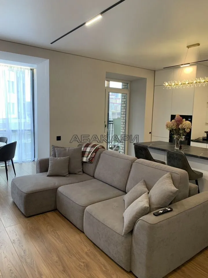 2-комнатная улица Авиаторов, 34  за 80000 руб/мес фото 7