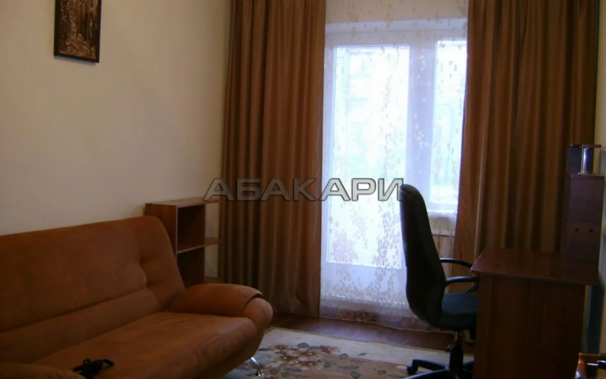 3-комнатная улица Горького, 37  за 60000 руб/мес фото 4